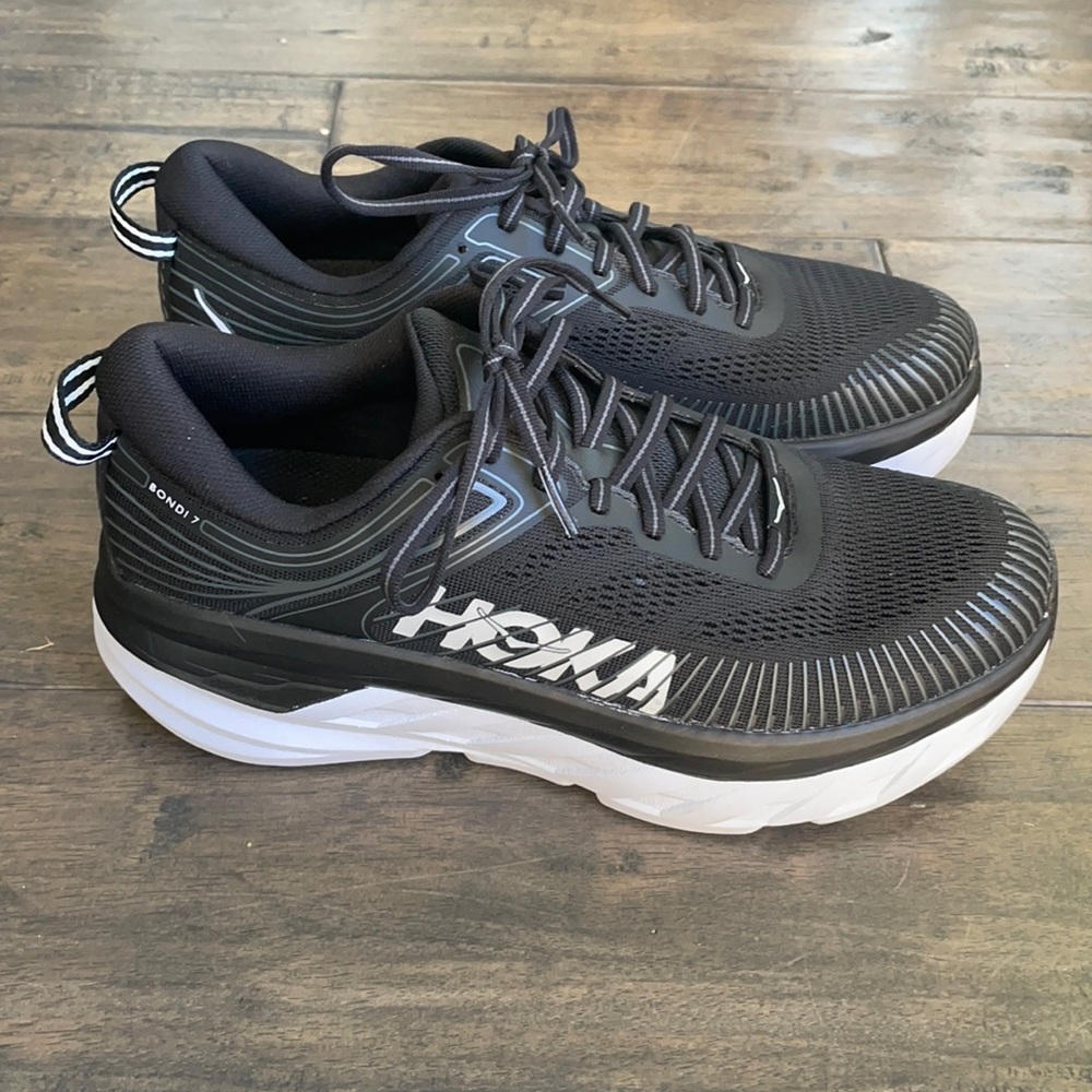 Hoka Women’s Bondi 7 shoes